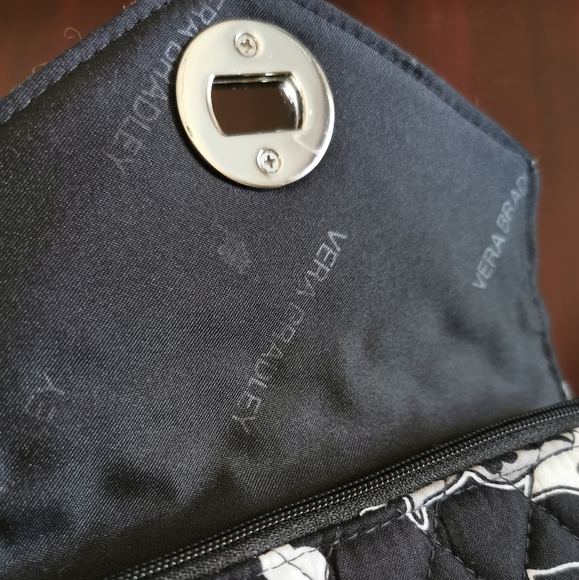 Vera Bradley B&W Floral Quilted Wallet - Picture 7 of 7